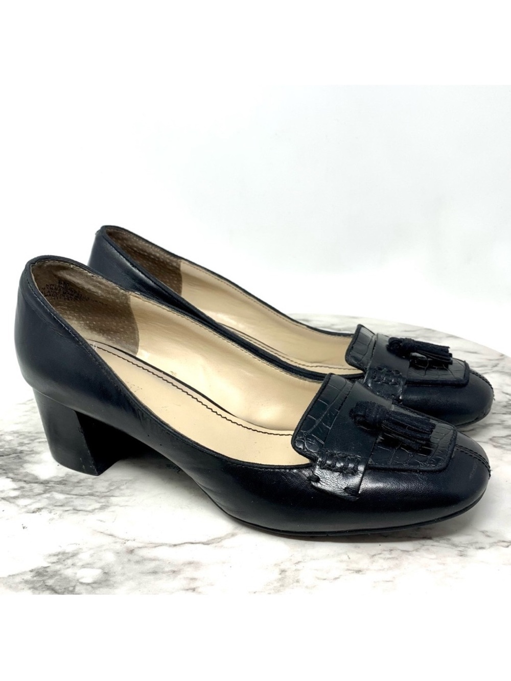 Nine West Subject Tassel Black Leather Loafers 8 Classic Preppy Quiet Luxury